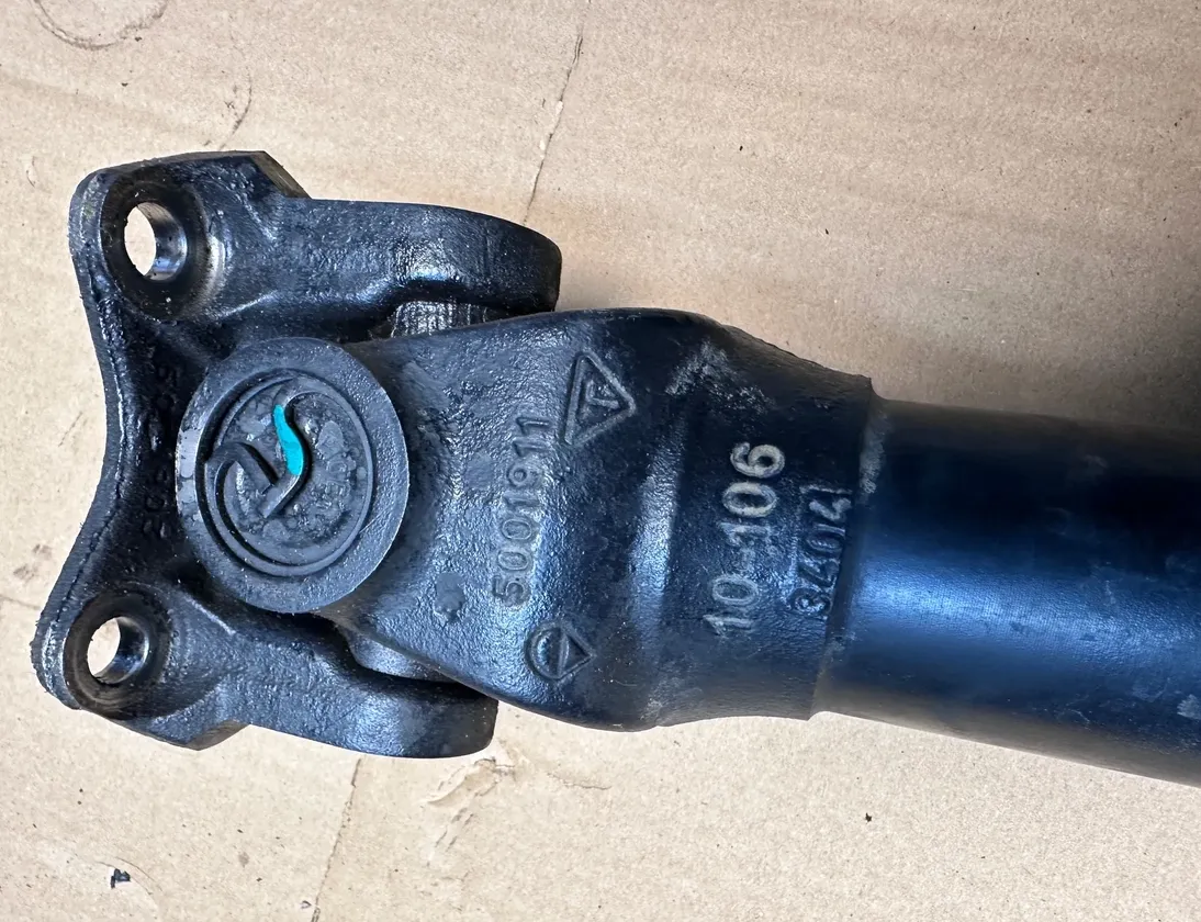 TOYOTA Hilux 8 generation (2015-2024) Arbre de transmission court de boîte de vitesses P371400K202,371400K202,5017771300,SA2522519958,5001911 35111561