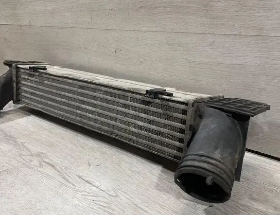 BMW 1 Series E81/E82/E87/E88 (2004-2013) Radiateur de refroidisseur intermédiaire 7524916,3093796 35175531