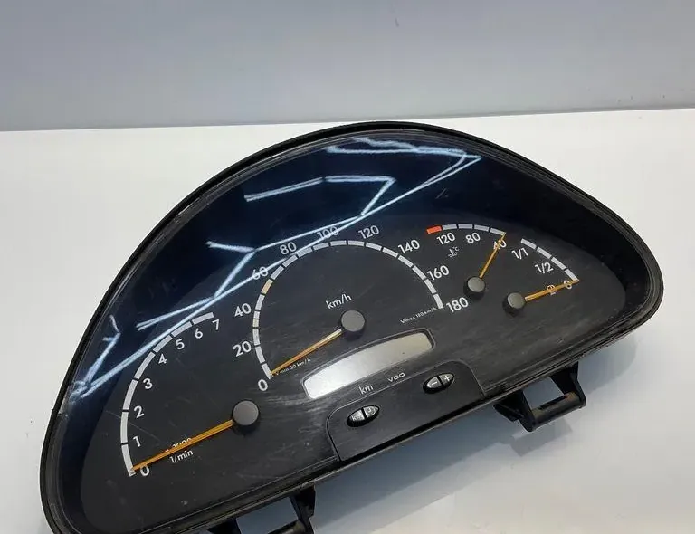 MERCEDES-BENZ Sprinter 1 generation (903) (1995-2006) Compteur de vitesse A0004466921 33344603