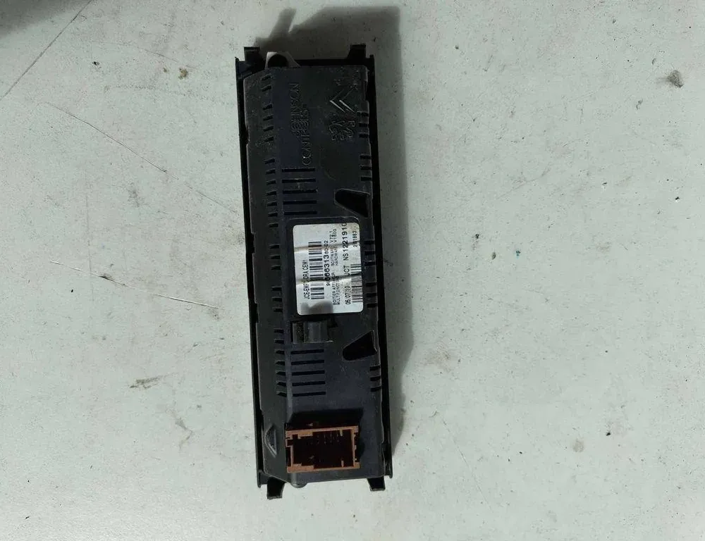 PEUGEOT 3008 1 generation (2010-2016) Affichage de navigation 966663138002 34694709