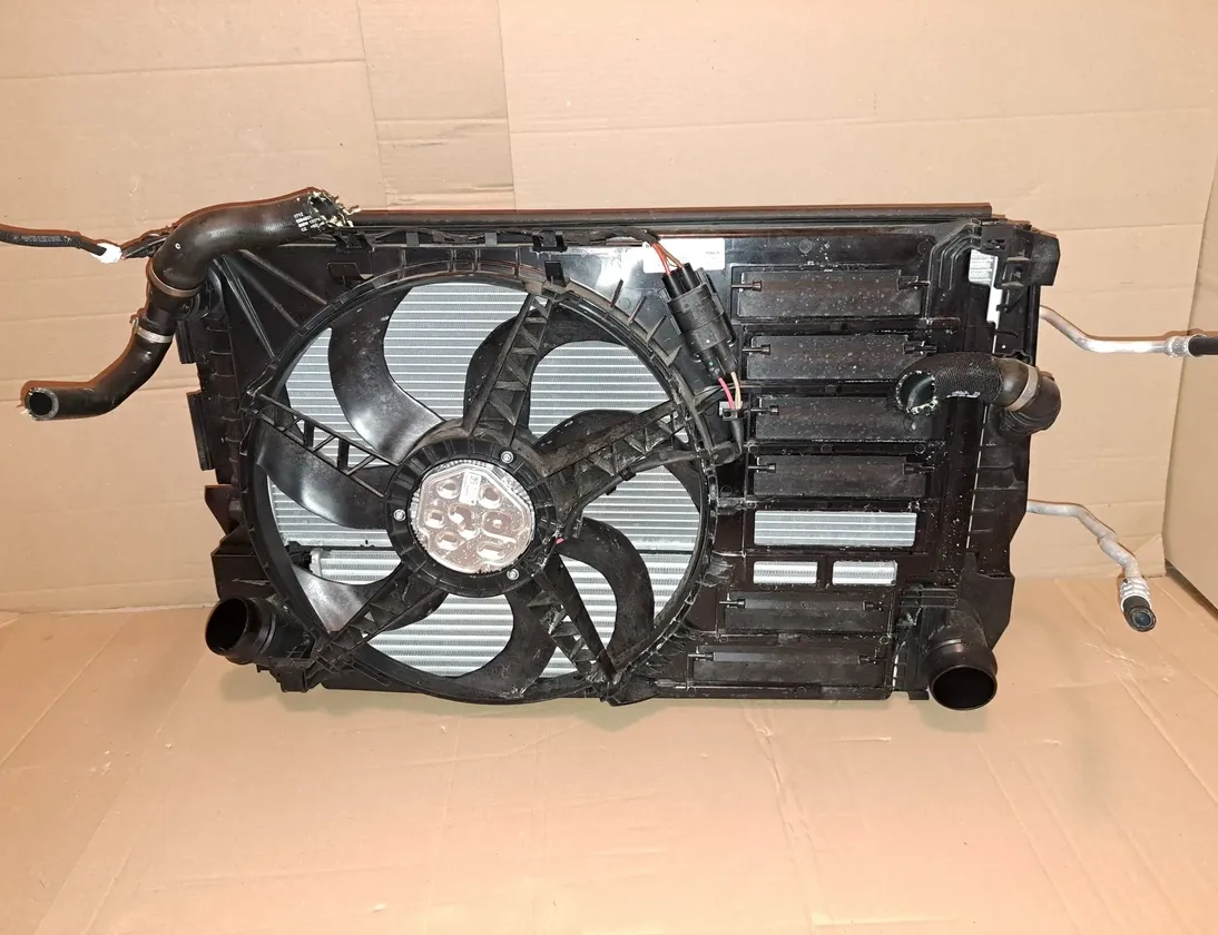 MINI Cabrio F57 (2016-2024) Pièces de refroidissement 33064645