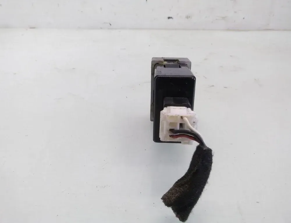 KIA Sorento 1 generation (2002-2011) Commande de réglage de la hauteur des phares 3410017M01 35089684