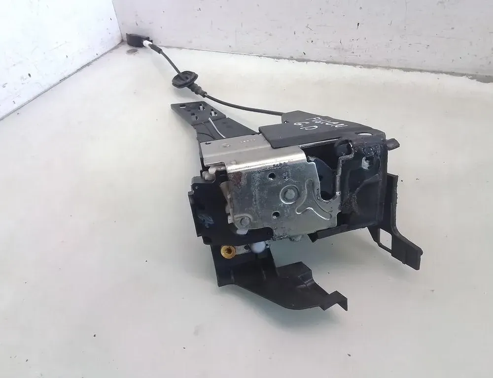 FORD Fusion 1 generation (2002-2012) Serrure de porte arrière droite 35099884