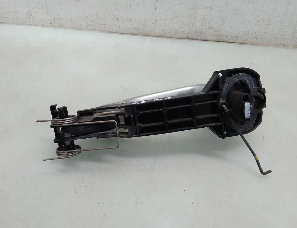 CITROËN C8 1 generation (2002-2014) Poignée extérieure de porte avant gauche 35095922