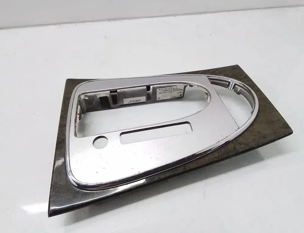 MERCEDES-BENZ E-Class W211/S211 (2002-2009) Garniture en plastique du niveau de changement de vitesse A2116802436 35061666