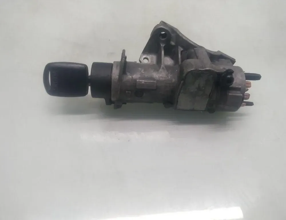 SKODA Octavia 2 generation (2004-2013) Serrure d'allumage 4B0905851C 35089836