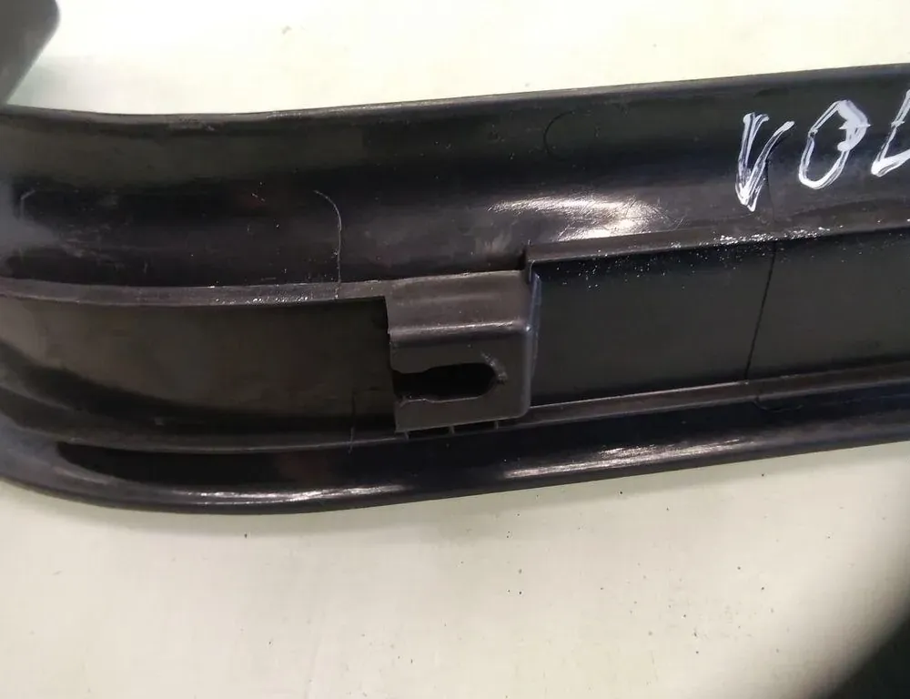 VOLVO V50 1 generation (2003-2012) Panneau de porte avant gauche 35100602
