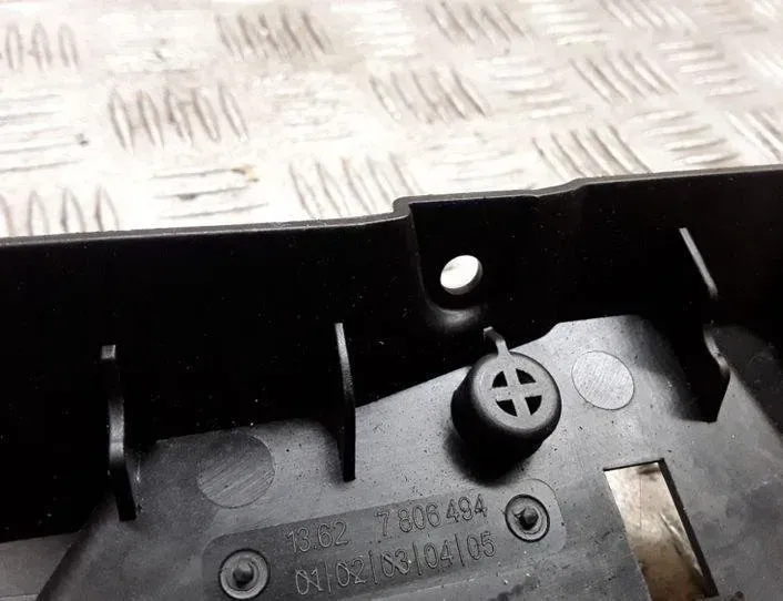 BMW 3 Series E90/E91/E92/E93 (2004-2013) Autres parties du corps 13627806494 25476833