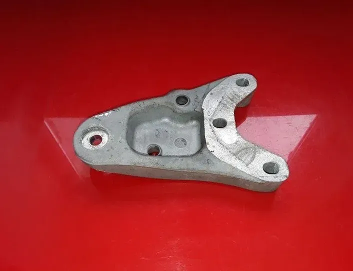 VOLKSWAGEN Polo 4 generation (2001-2009) Support moteur arrière 6Q0199185M 25541593