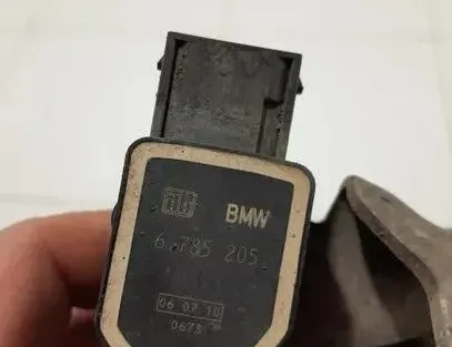 BMW 3 Series E90/E91/E92/E93 (2004-2013) Capteur de niveau avant gauche 6785205 25561648