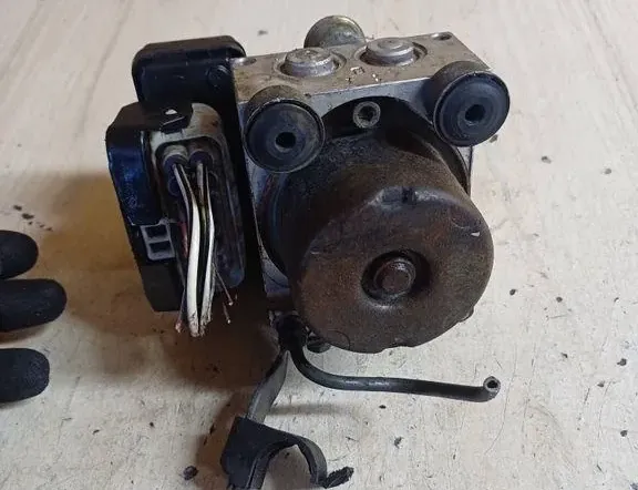 TOYOTA Yaris 2 generation (2005-2012) Pompe ABS 1D024405320AD,TY02WD44051,8954152230 34999722
