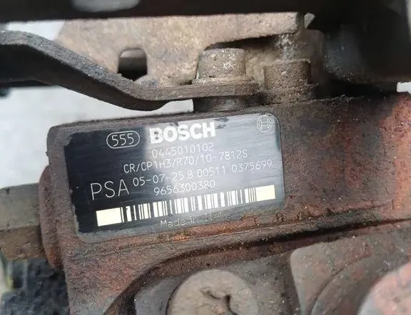 CITROËN C4 1 generation (2004-2011) Pompe à carburant 0445010102 34895255