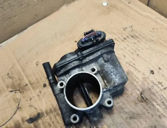 MAZDA 6 GG (2002-2007) Corps de papillon 001100010,RF7J136B0B 34892974