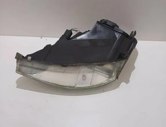 FORD Focus 1 generation (1998-2010) Phare avant droit 0374D 34895740