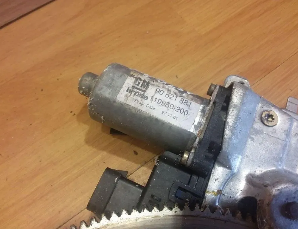 OPEL Astra G (1998-2009) Lève-vitre de porte avant gauche 119950200,90521881 35757853