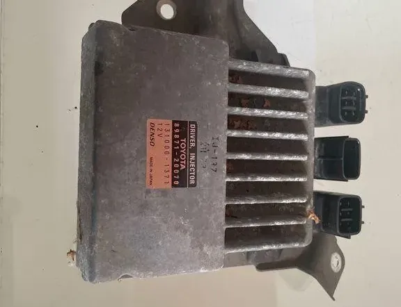 TOYOTA Corolla Verso 1 generation (2001-2009) Calculateur d'injecteurs de carburant 1310001371 33210263