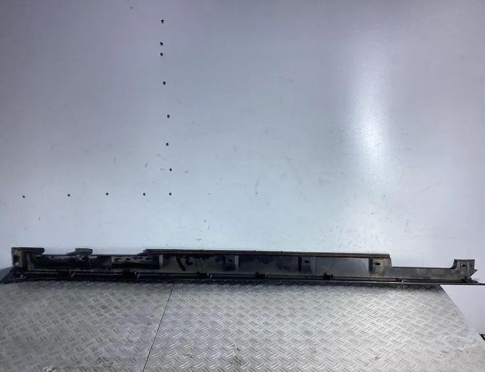 LEXUS RX 4 generation (2015-2024) Cache jupe latérale en plastique côté droit 7585148040,7585048040 34608159