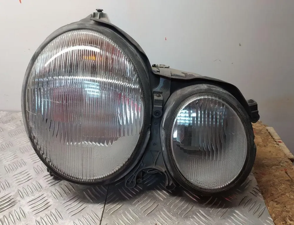 MERCEDES-BENZ E-Class W211/S211 (2002-2009) Phare avant droit 15060800 34605880