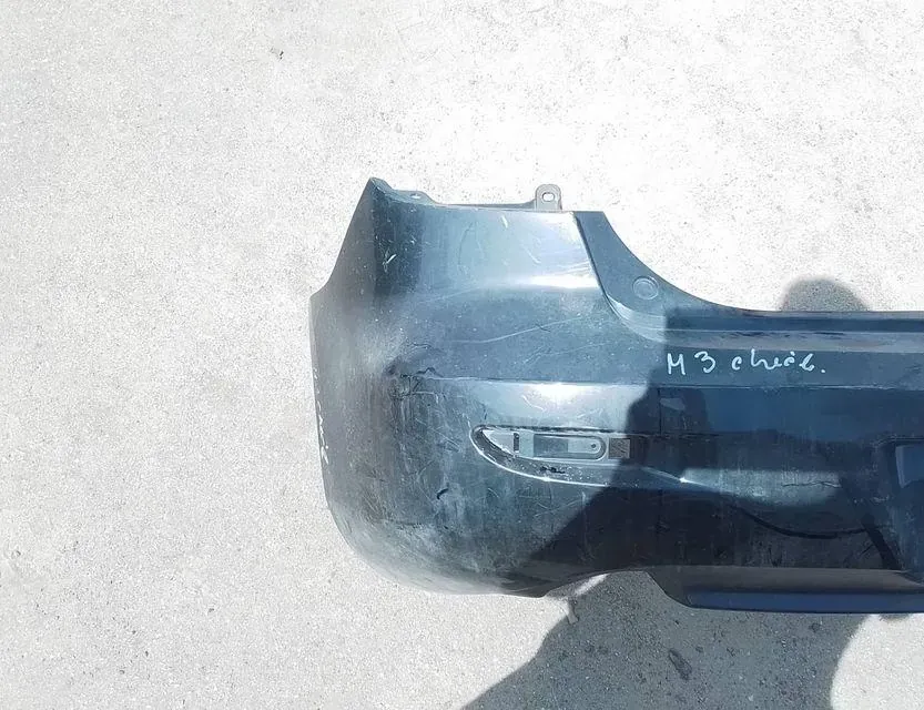 MAZDA MPV LW (1999-2006) Pare-chocs arrière BP4K50221 34607172