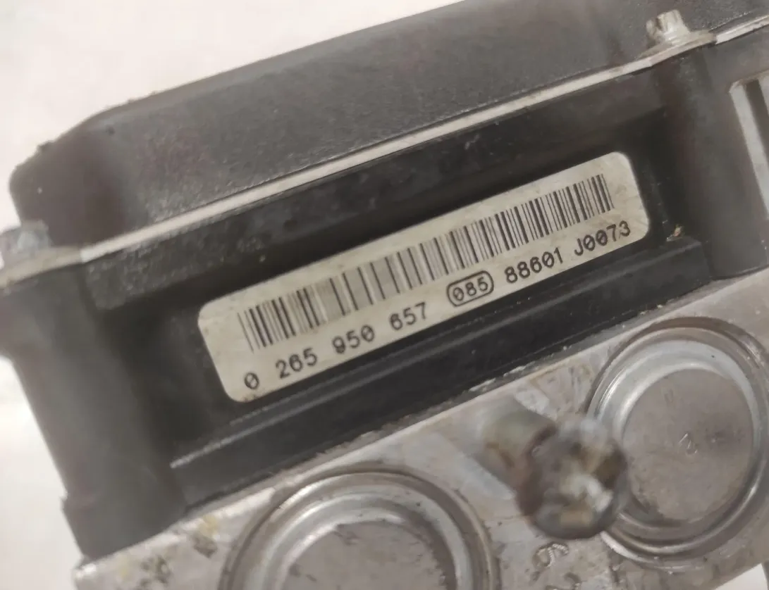 CITROËN C5 2 generation (2008-2017) Pompe ABS 9663887780 28631636