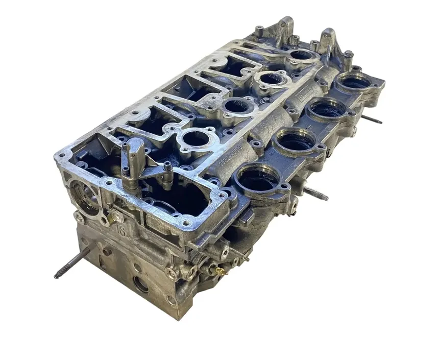 FORD Kuga 2 generation (2013-2020) Culasse de moteur 9688418110 28797875