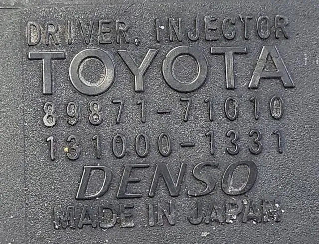 TOYOTA Avensis 2 generation (2002-2009) Calculateur d'injecteurs de carburant 8987171010 33238010