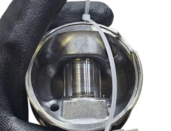 VOLVO V40 2 generation (2012-2020) Piston D4162T 34510395