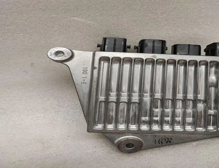 LEXUS RX 4 generation (2015-2024) Calculateur d'unité de commande du moteur 8987130040 27441821