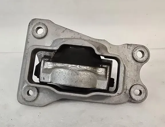 VOLVO XC60 2 generation (2017-2024) Support moteur avant 32255204 30653905