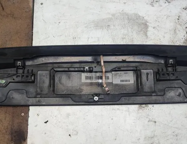 BMW 3 Series E90/E91/E92/E93 (2004-2013) Becquet de coffre 7152494,7838636 34651963