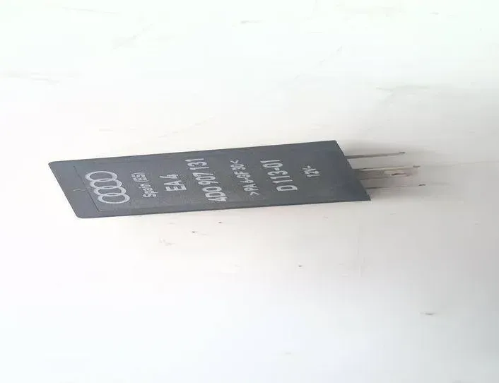 AUDI A4 B5/8D (1994-2001) Relais D11301,PA6GF30,4D0907131 27177708