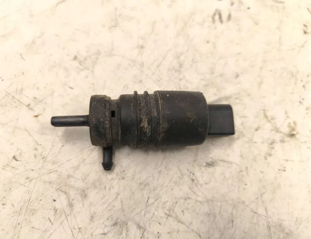 AUDI A4 B5/8D (1994-2001) Moteur de réservoir de laveuse 34652833