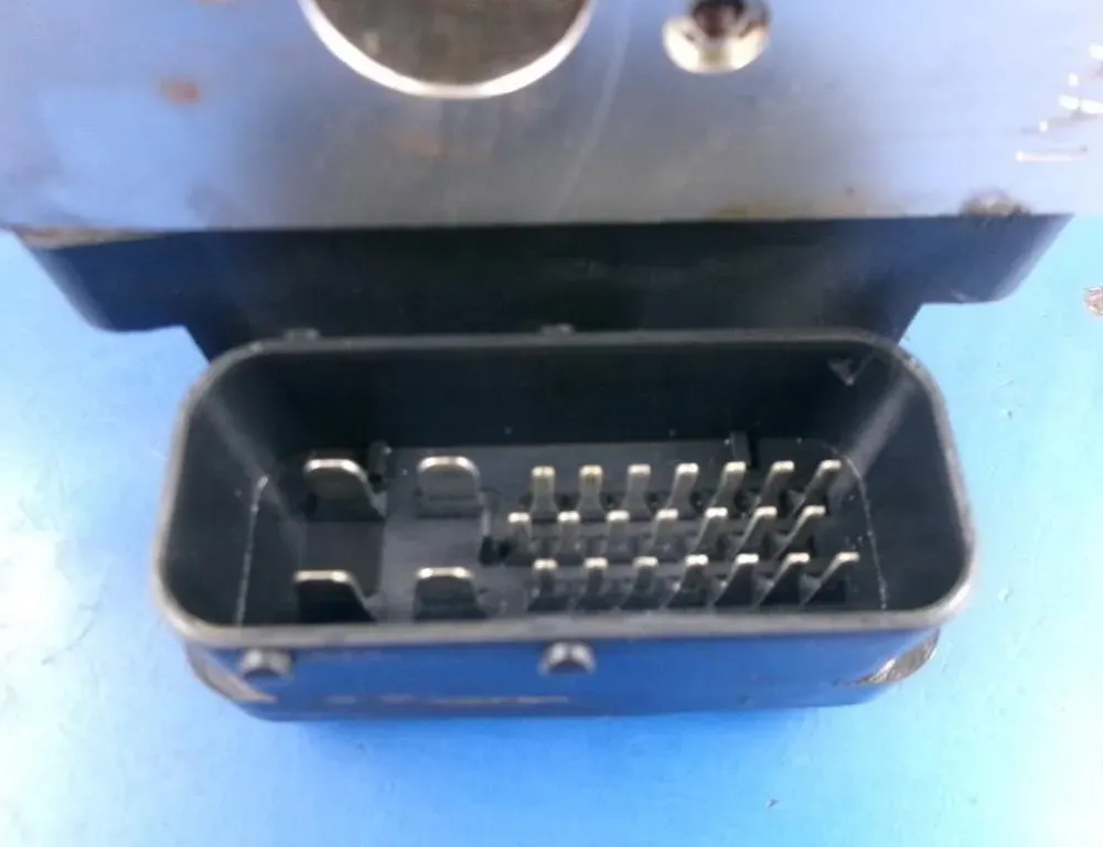 KIA Rio 1 generation (2000-2005) Pompe ABS 58970-FD100 30088612