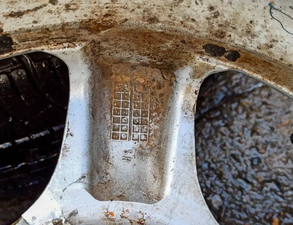 AUDI 80 B2 (1978-1986) Roue 19565R15,7J15H2 34273522