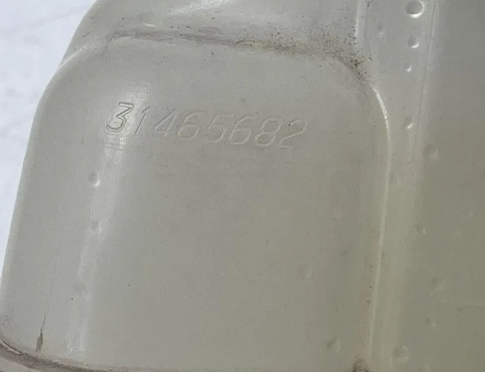 VOLVO XC90 1 generation (2002-2014) Vase d'expansion 31465682 33893576