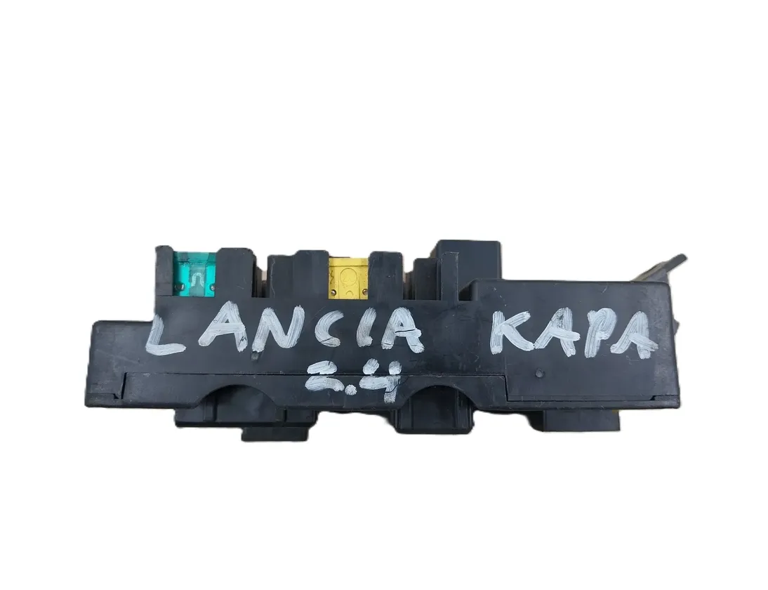 LANCIA Kappa 1 generation (1994-2008) Boîte à fusibles 46468521 34786805