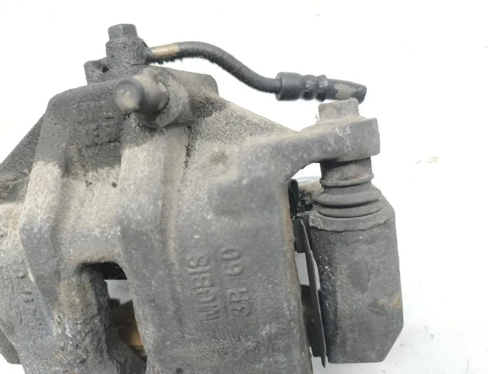 HYUNDAI ix35 1 generation (2009-2015) Étrier de frein avant gauche 30410671