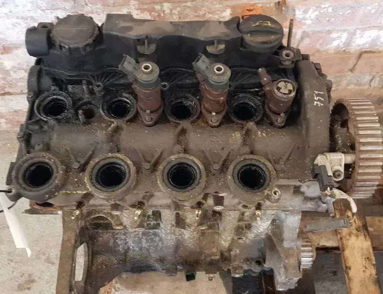 CITROËN C4 1 generation (2004-2011) Moteur 9HX 31461899