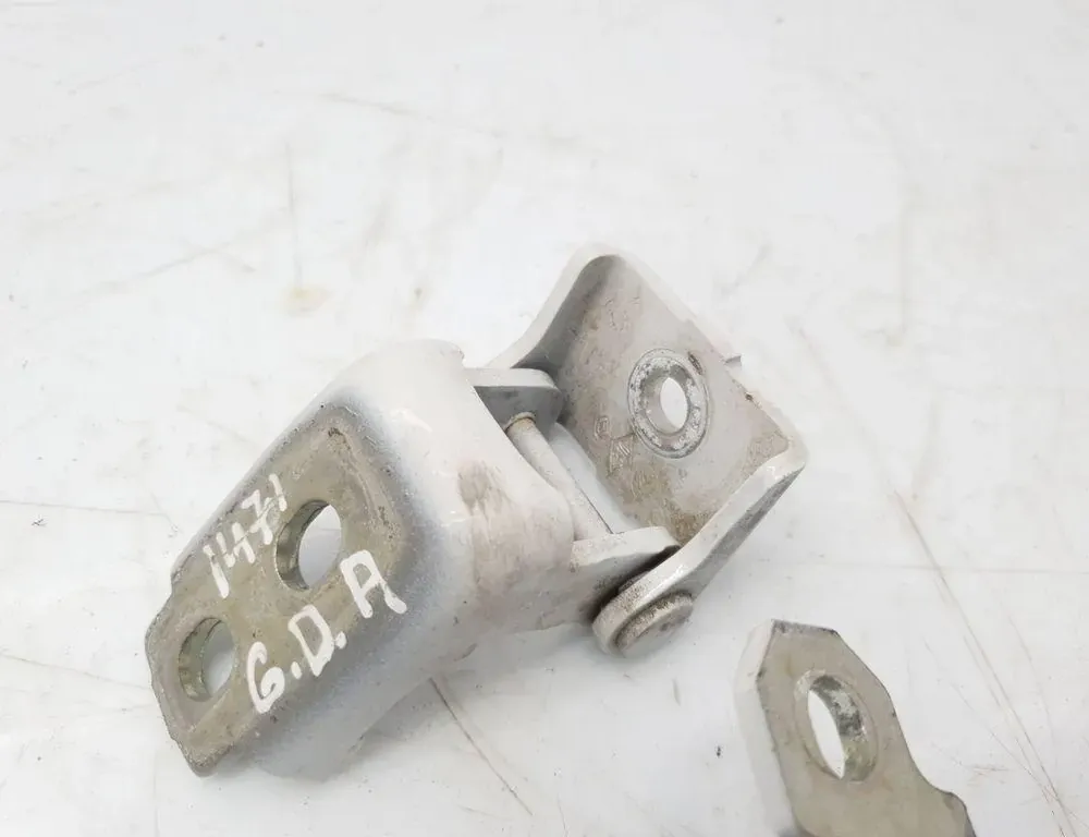 RENAULT Clio 4 generation (2012-2020) Kit charnière de porte arrière gauche 804000016R,DV369,804200003R 35711560