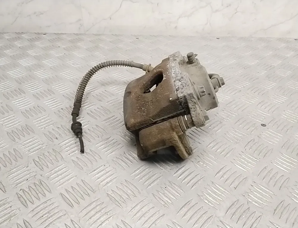 HYUNDAI Ioniq AE (2016-2023) Étrier de frein avant droit 34986565