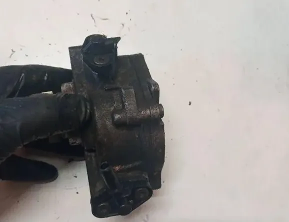 VOLVO V60 1 generation (2010-2020) Pompe à vide AV6Q2A451AA,9684786780 33123389