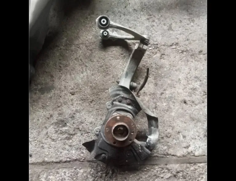 BMW X6 E71/E72 (2008-2012) Moyeu De Roue Avant Droit 6773784 33129409