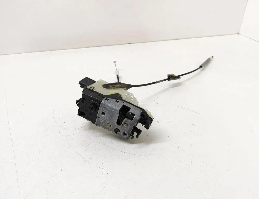 PEUGEOT 208 Peugeot 208 (2012-2015) Serrure de porte avant droite 9688079980 30554854