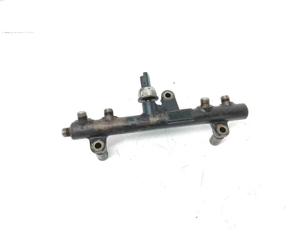 PEUGEOT 508 1 generation (2010-2020) Rampe de carburant 9663305480 30565050