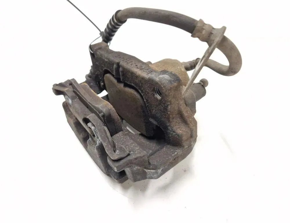 FORD Mondeo 5 generation (2014-2022) Étrier de frein avant droit 30571637