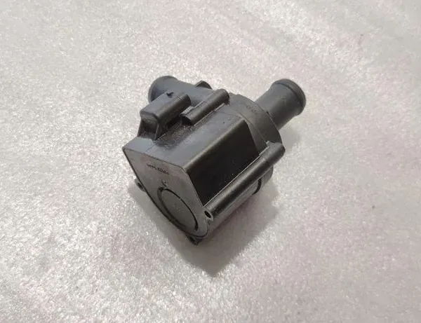 AUDI A6 C6/4F (2004-2011) Moteur à eau de circulation 06H121601 34129049