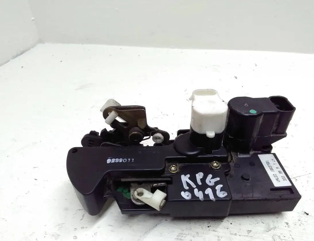 OPEL Frontera B (1998-2004) Serrure de porte arrière gauche 16637561 28690309