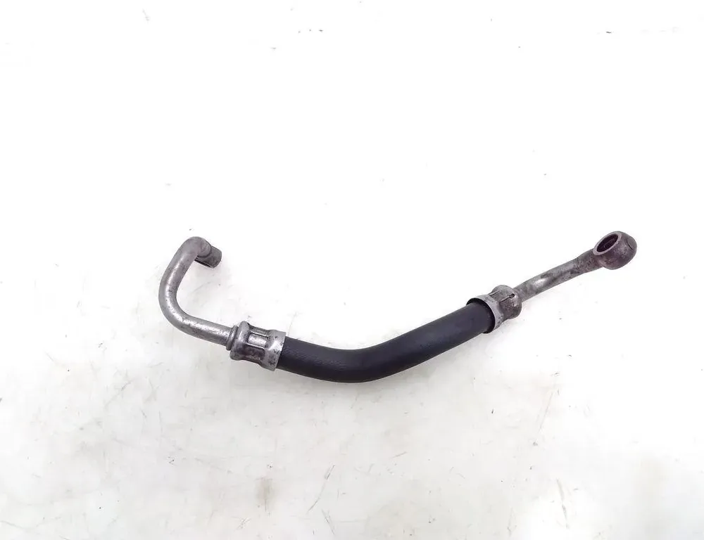 BMW X5 F15 (2013-2018) Tube de lubrification des turbines 35111916