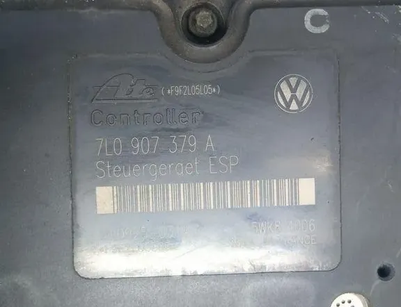 VOLKSWAGEN Touareg 1 generation (2002-2010) Pompe ABS 7L0614111B,7L0907379A 34337579
