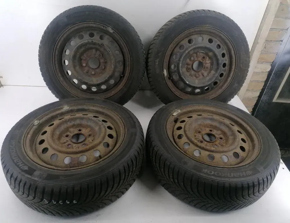 TOYOTA Avensis 2 generation (2002-2009) Jeu de roues 34453893